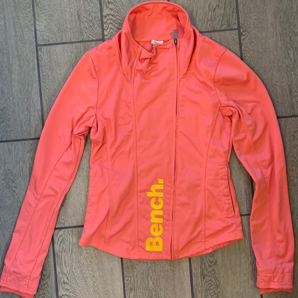 BENCH off side zip up